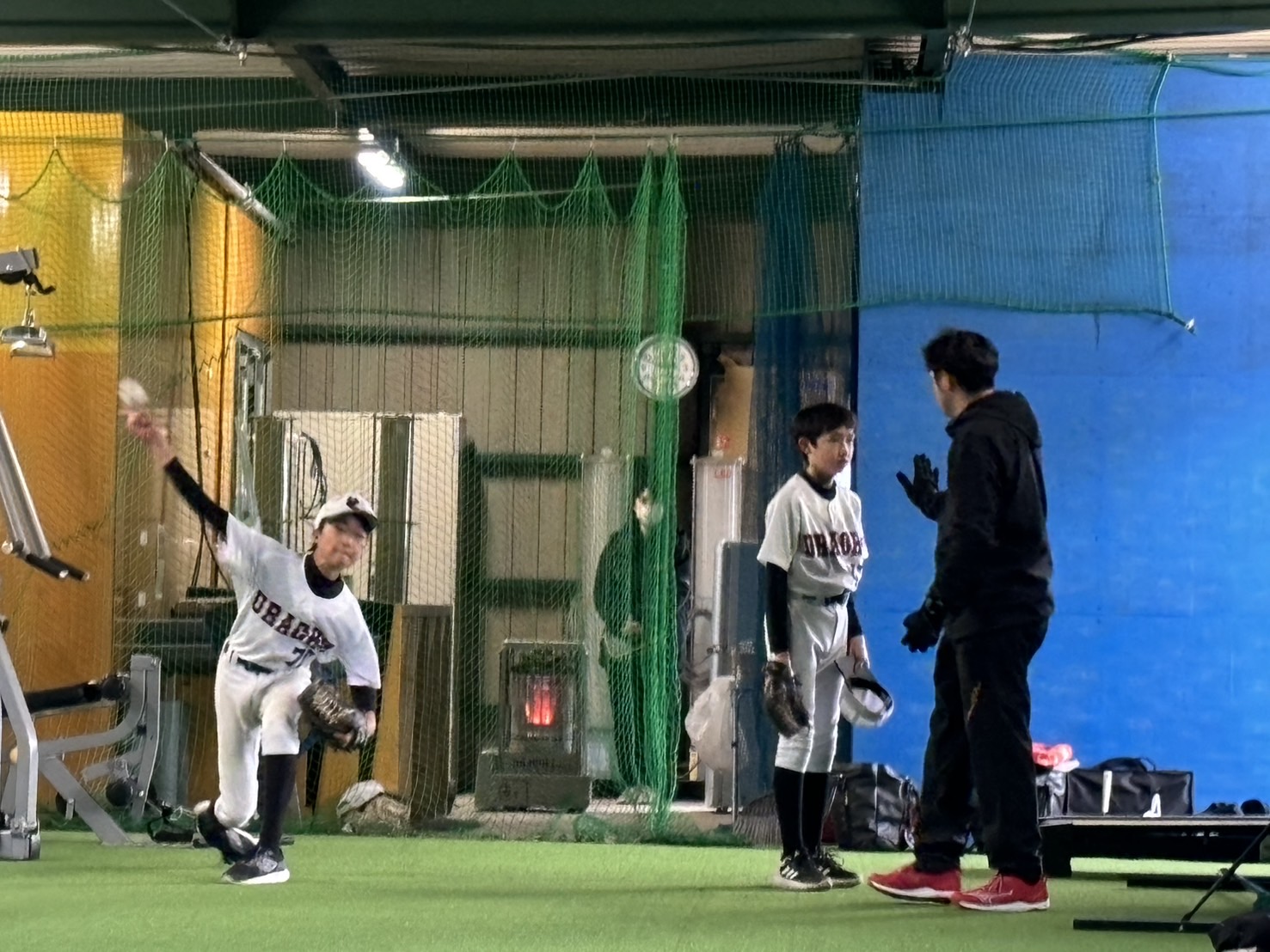 雨天のため室内練習_00